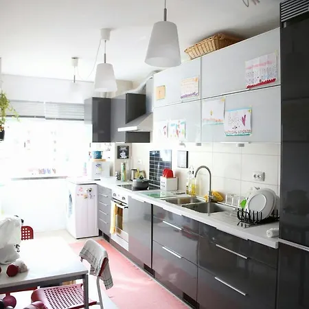 Telheiras Apartment *